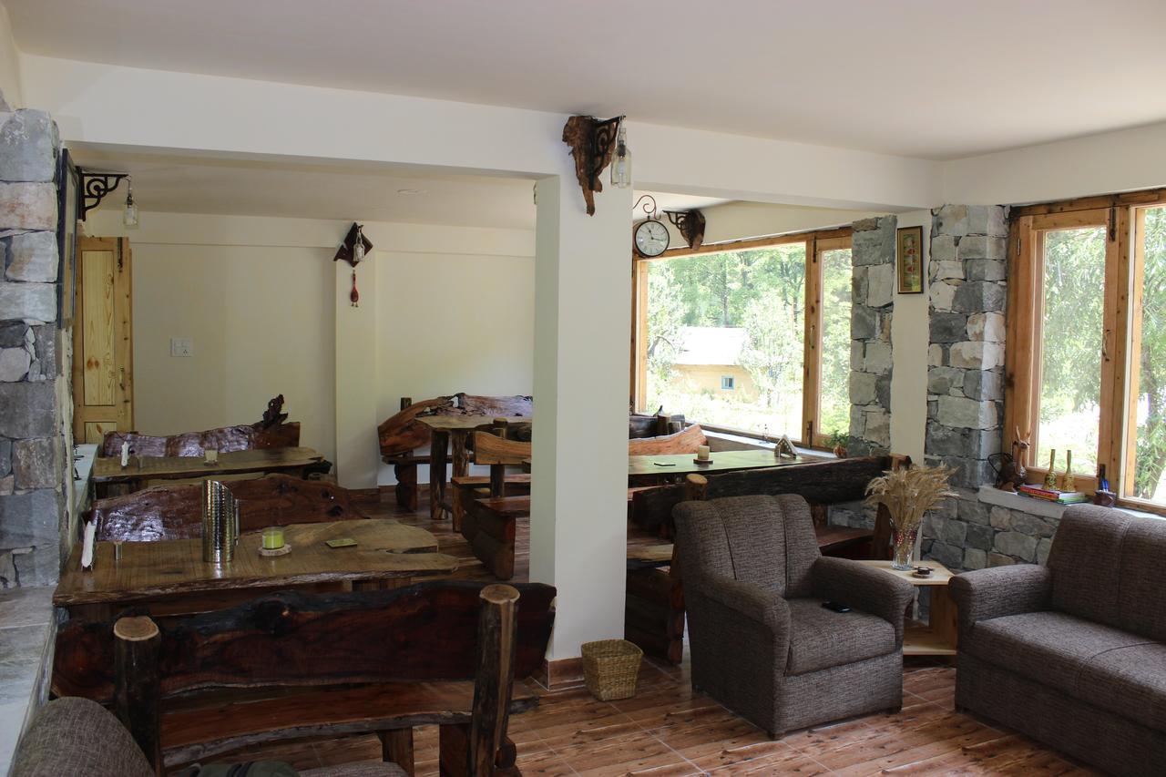 Tirthan Anglers' Retreat Banjar Ngoại thất bức ảnh